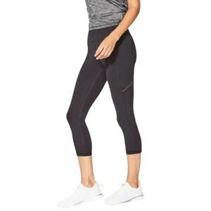 Lululemon Speed  Up Crop Leggings (21") Pocket Black Athletic Size 2